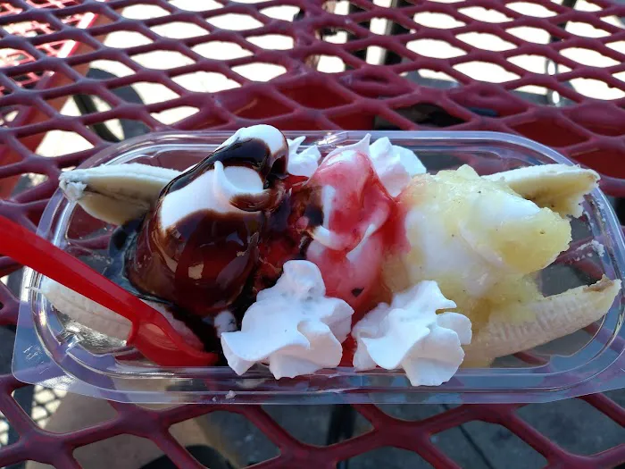 Dairy Queen Store Picture 1
