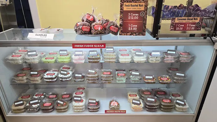 Country Cone & Fudge Shoppe Picture 9