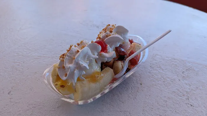 Lick'em Up Ice Cream Picture 1