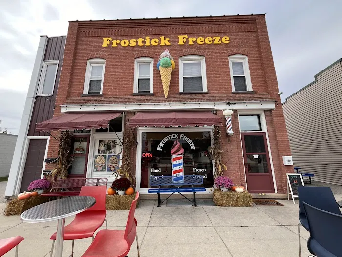 Frostick Freeze Icecream Parlor Picture 1