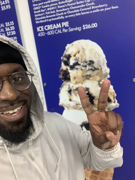 Handel's Ice Cream Rocky River Picture 6