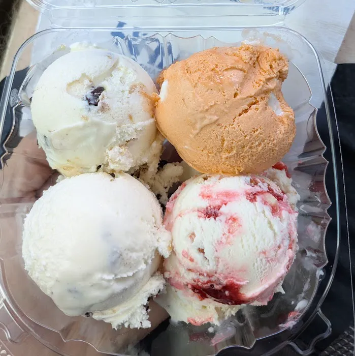 Handel's Ice Cream Rocky River Picture 4