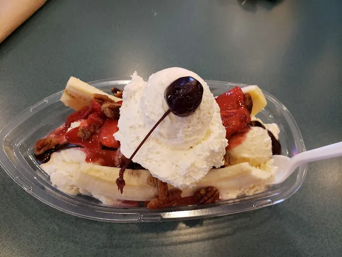 Mitchell's Ice Cream (Rocky River Shop) Picture 2