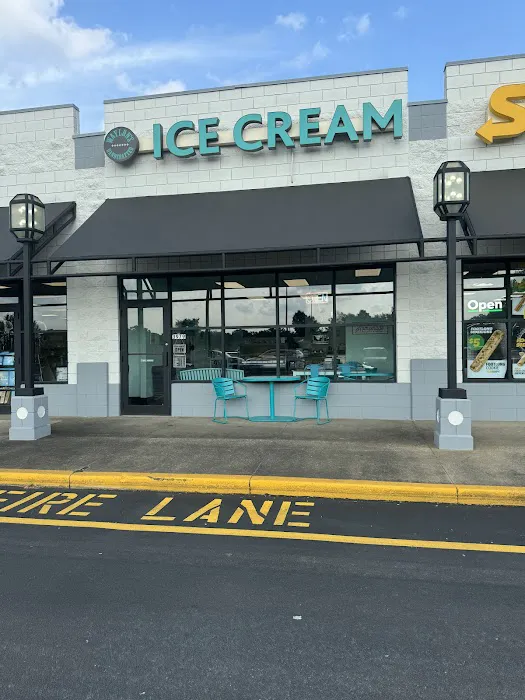 Waylon's Handcrafted Ice Cream Picture 4