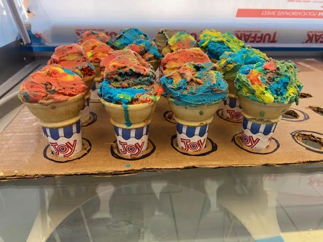 2 Scoopz Picture 2