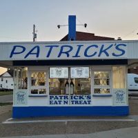 Patrick's EAT N TREAT ico