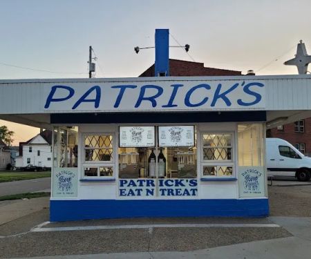 Patrick's EAT N TREAT