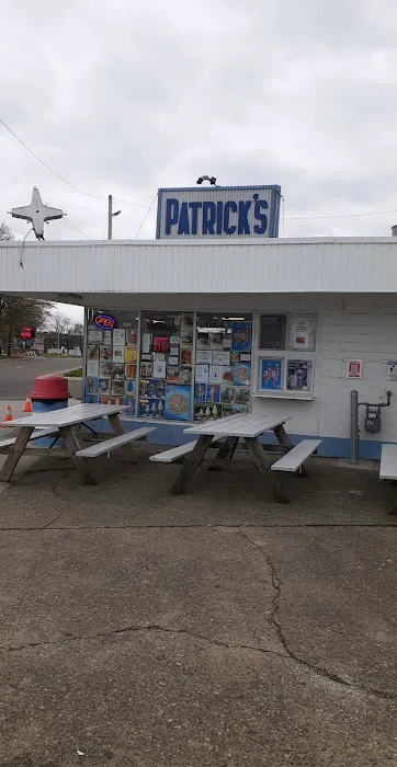 Patrick's EAT N TREAT Picture 10