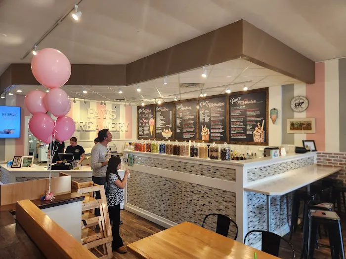 Pav's Creamery North Canton Picture 9