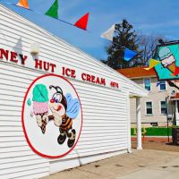 Honey Hut Ice Cream ico