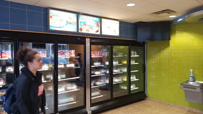 Dairy Queen Picture 5