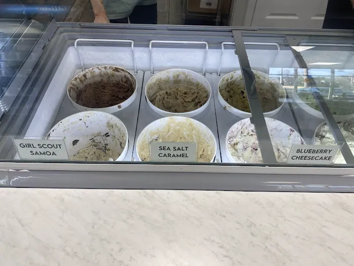 Corradi’s Scoops Ice Cream Shop Picture 1