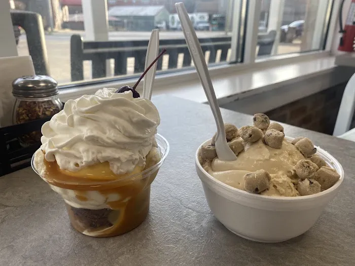 Corradi’s Scoops Ice Cream Shop Picture 2