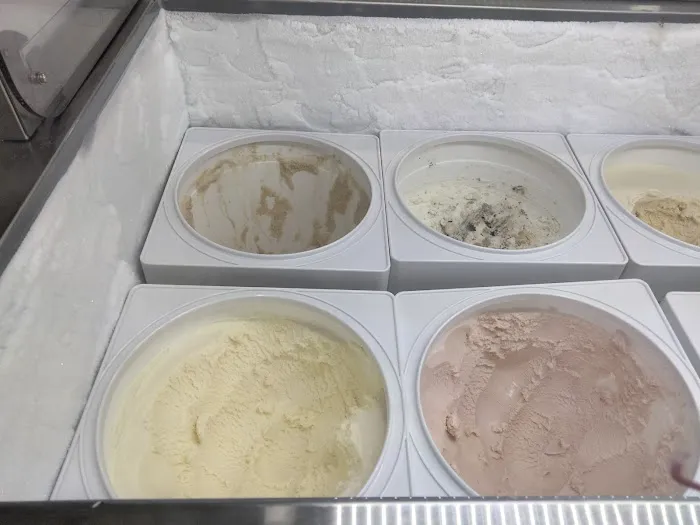 Ebony's Ice Cream Picture 6