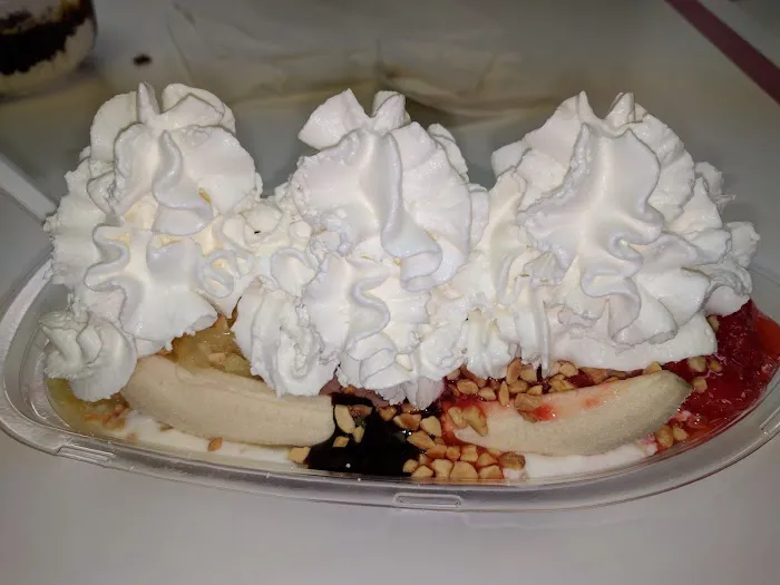 Stricklands Frozen Custard Picture 4