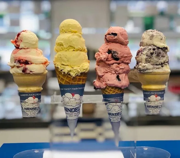 Handel's Ice Cream Akron East End Picture 3