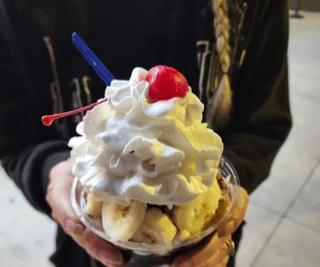 Handel's Ice Cream Akron East End
