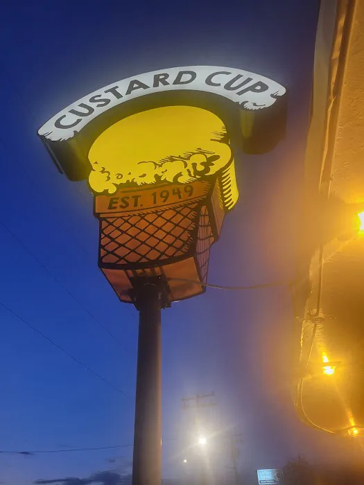 The Custard Cup Picture 1