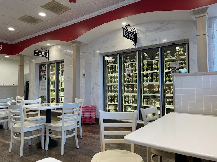 Oberweis Ice Cream and Dairy Store Picture 5
