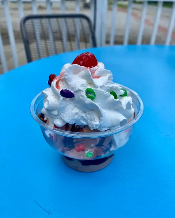 Sweet Scoops Picture 3