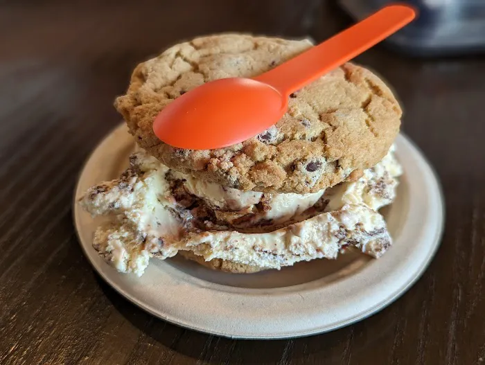 Ehrler's Ice Cream Picture 10