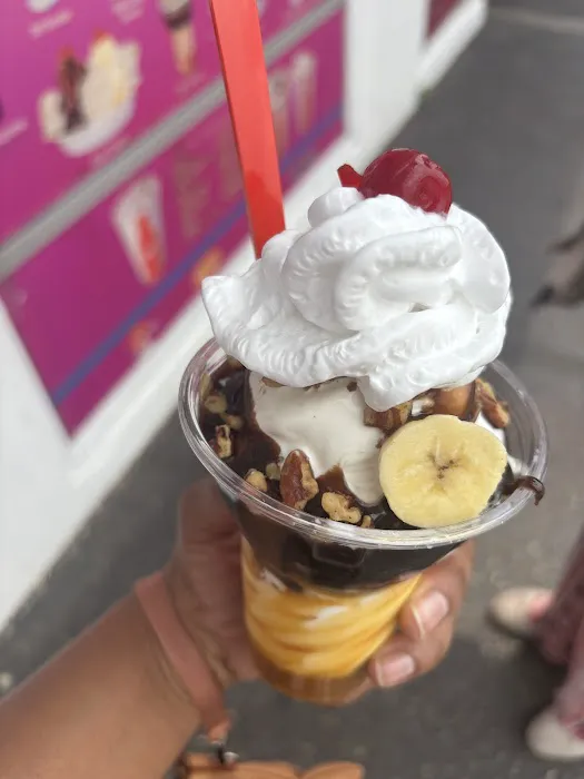 Dairy Freezzz Center Line Picture 1