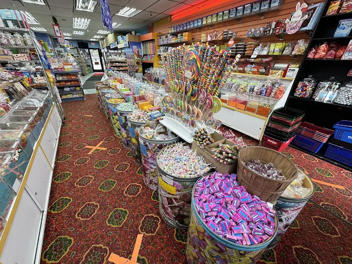 Roger's Bulk Candy & Ice Cream Picture 5