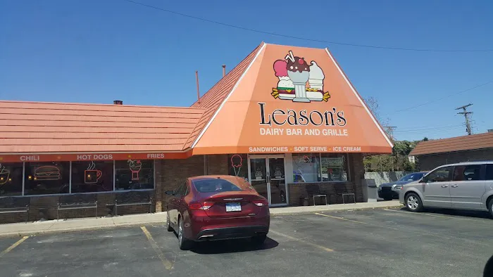 Leasons - Burgers, Chicken, & Ice Cream Picture 2