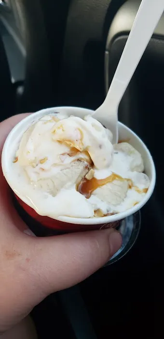 Cold Stone Creamery Picture 5