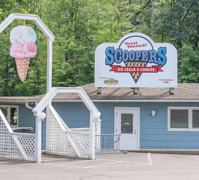 Scoopers Ice Cream Picture 3