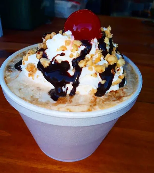 Pelican Cove Tiki Bar and Ice Cream Shack Picture 2
