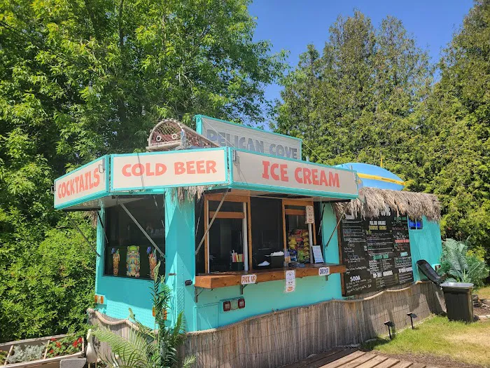 Pelican Cove Tiki Bar and Ice Cream Shack Picture 4