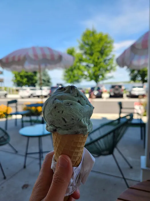 KOKOS Ice Cream Sister Bay Picture 1