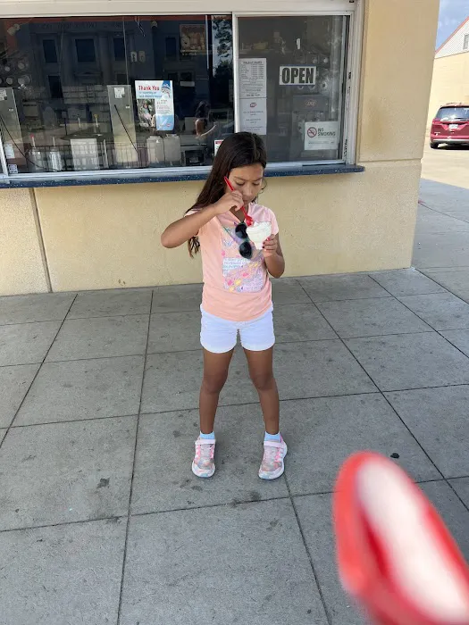Dairy Queen Picture 10