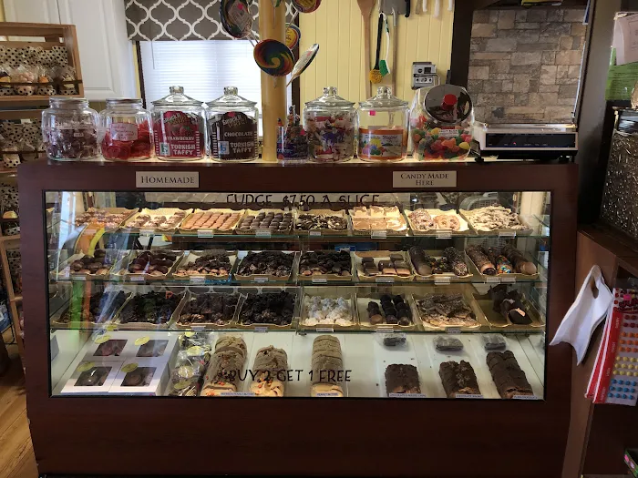 Sweet Tooth Picture 8