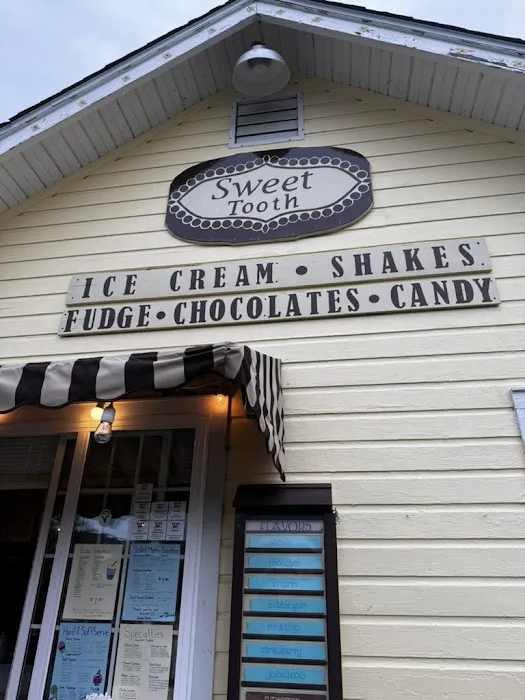 Sweet Tooth Picture 7