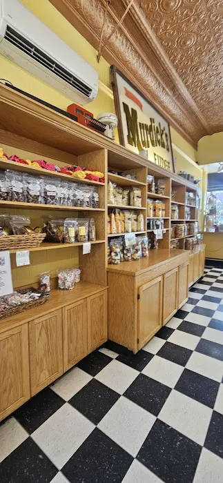 Murdick's Fudge and Ice Cream Picture 4