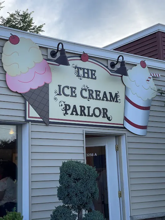 The Ice Cream Parlor Picture 4