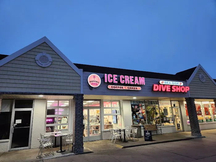 Modern Cone Picture 10