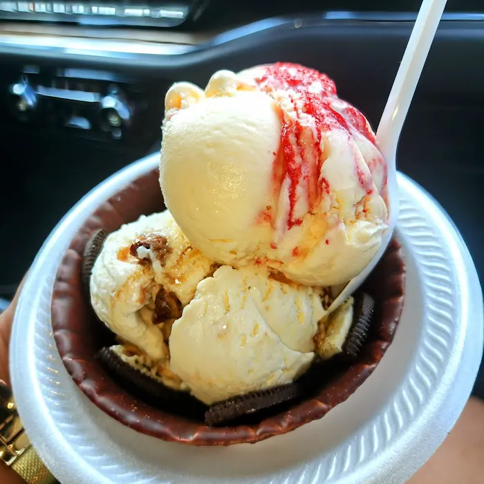 Mastro's Ice Cream Picture 2