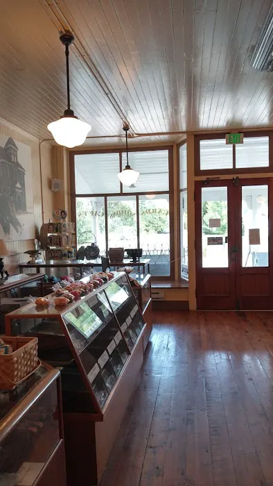 Rybak's Ice Cream Store Picture 9
