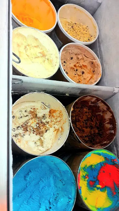 Rybak's Ice Cream Store Picture 8