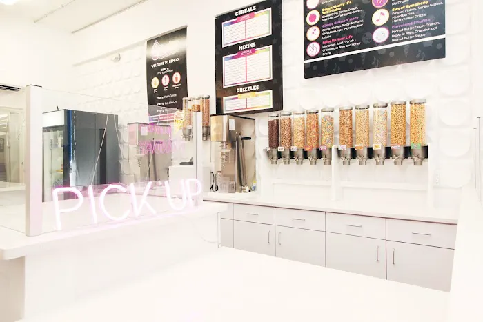 Remixx ice cream + cereal bar Picture 2