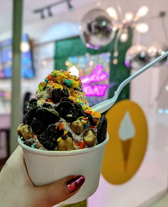 Remixx ice cream + cereal bar Picture 5
