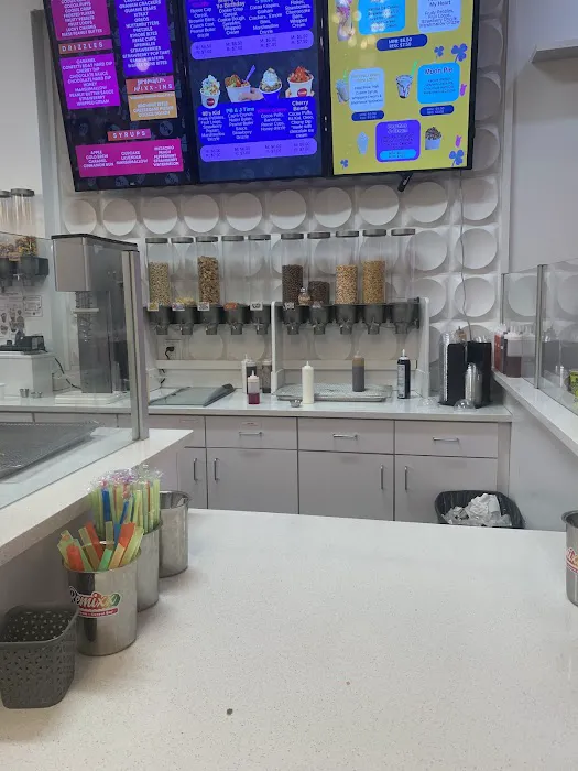 Remixx ice cream + cereal bar Picture 7