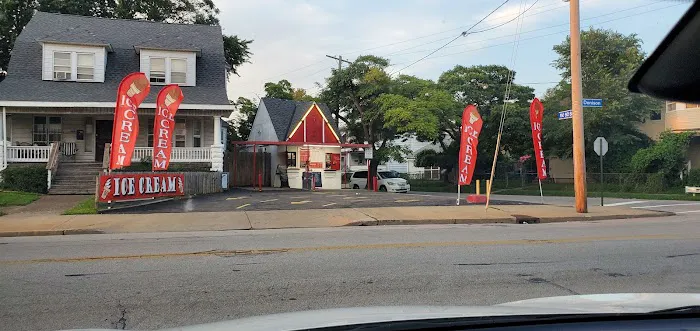 Classic Ice Cream Shop Picture 5