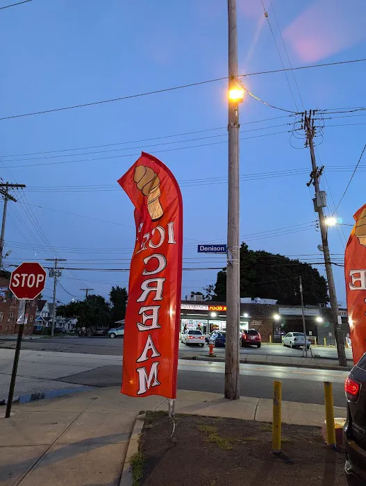 Icecream place with big cones Picture 6