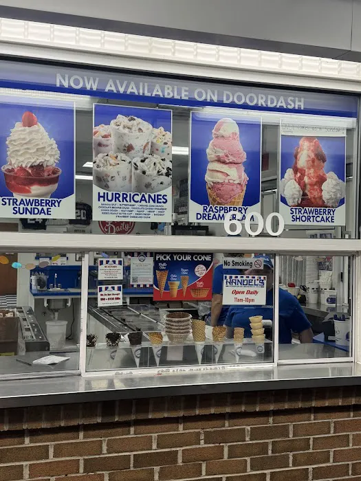Handel's Homemade Ice Cream Twinsburg Picture 4