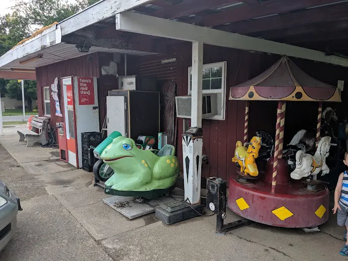 Frank’s Ice Cream & Mini Golf Picture 8