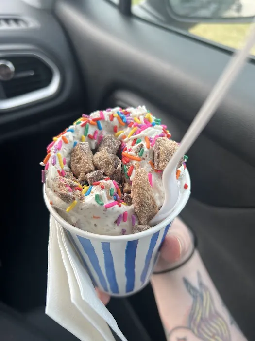 Mar-Ta-Lee Dairy Bar Picture 2